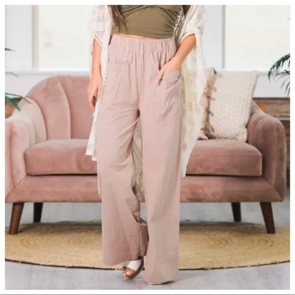 Most Fabulous Woven Cotton Front Pocket Pull on Wide Leg Pants - Picture 1 of 11